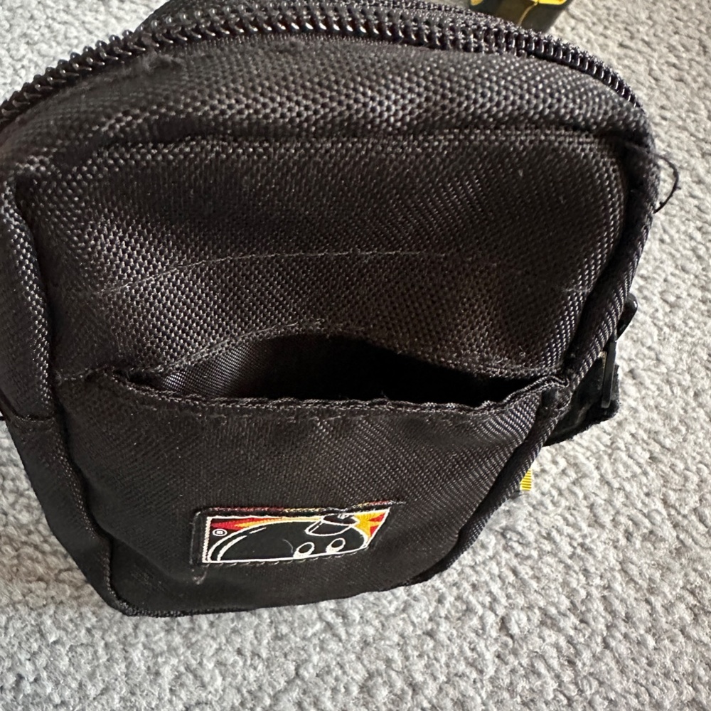 Hundreds 6" pouch - Picture 3 of 4